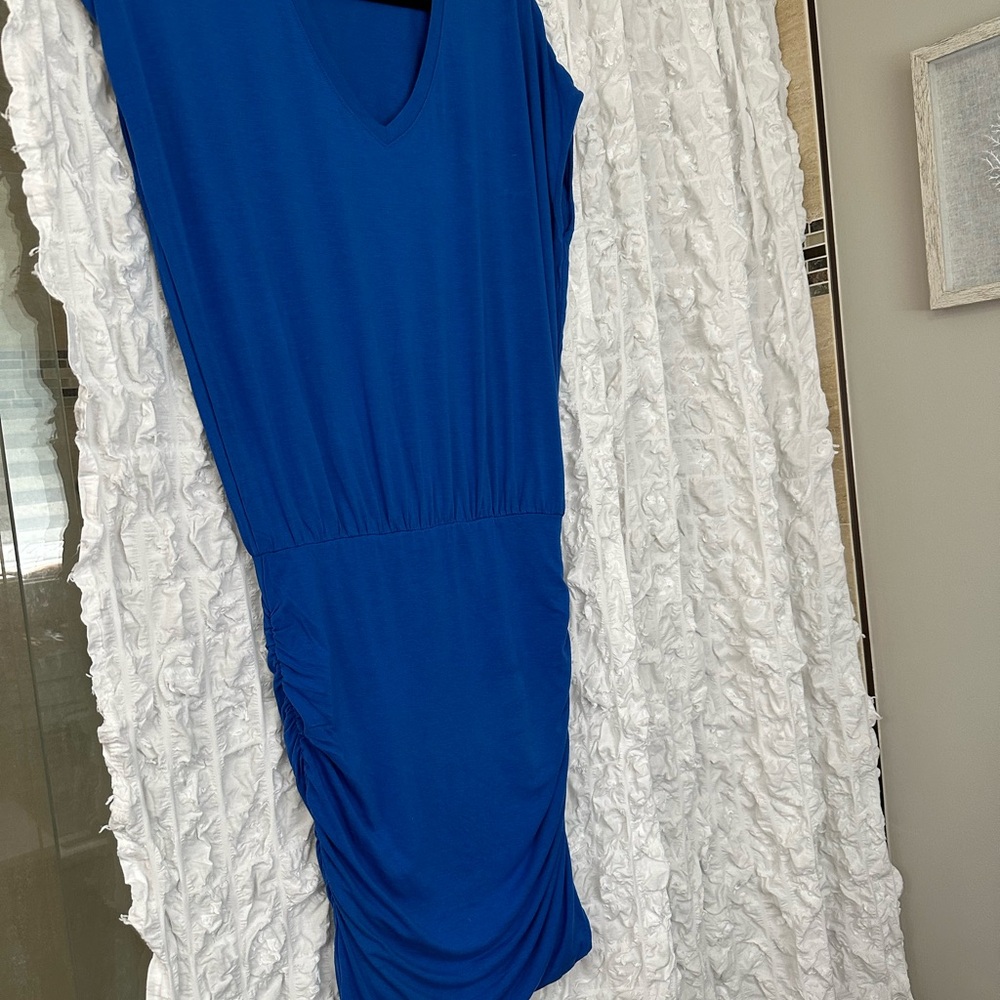 Elegant Blue Sleeveless Dress